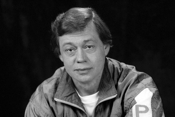Николай Караченцов