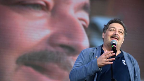 Писатель Дмитрий Быков