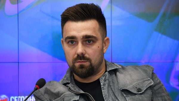 Писатель Платон Беседин Писатель Платон Беседин