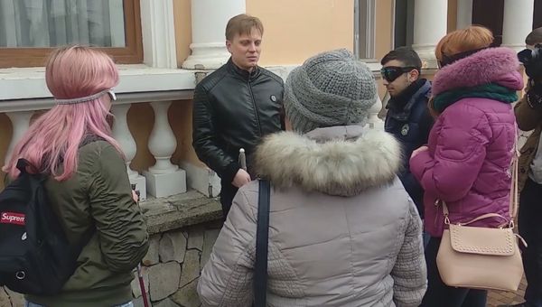 Экскурсия по Симферополю на ощупь