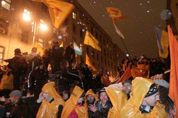 Насколько просто нас поссорить: есть ли народное единство в Крыму
