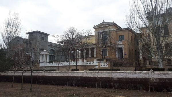 Семь феодосийских дач: у особняков на набережной появился шанс