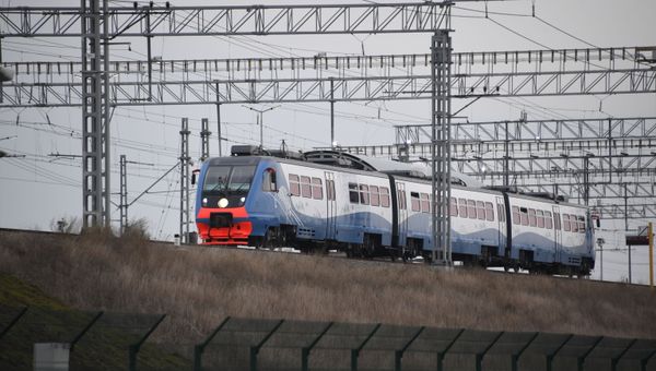 Владимир Путин открыл железнодорожное сообщение по Крымскому мосту Владимир Путин открыл железнодорожное сообщение по Крымскому мосту