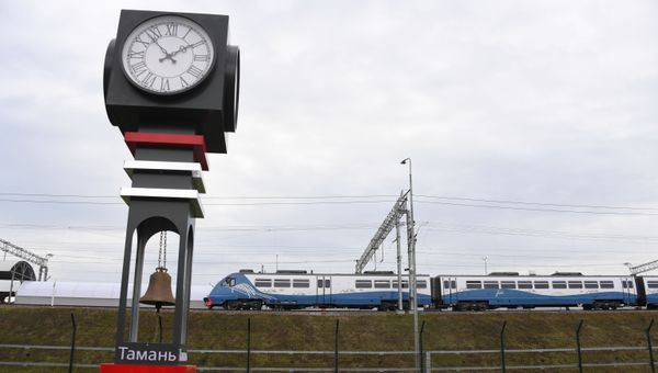 Владимир Путин открыл железнодорожное сообщение по Крымскому мосту
