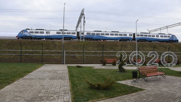 Открытие движения поездов по Крымскому мосту