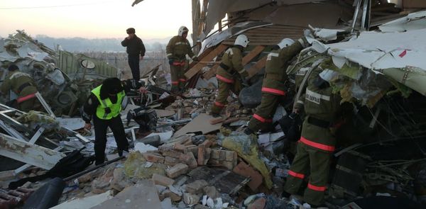 Крушение самолета в Казахстане: погибли 14 человек