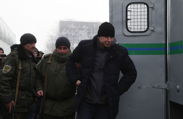 В ДНР начался обмен пленными: что пошло не по плану