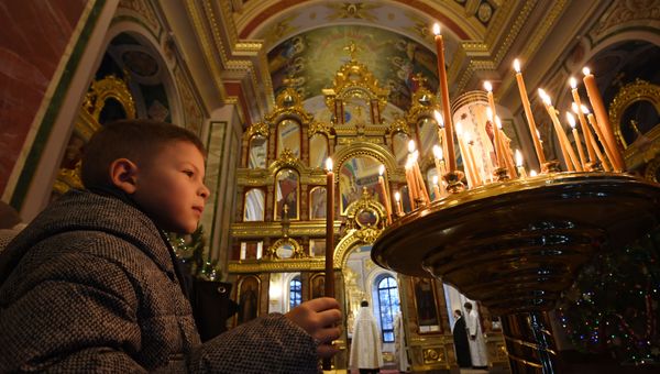 Всеношное бдение на Рождественский сочельник в Александро-Невском соборе Симферополя