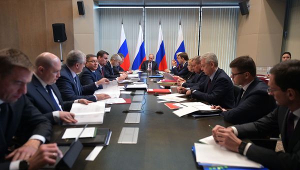 Рабочая поездка президента РФ В. Путина в Южный федеральный округ