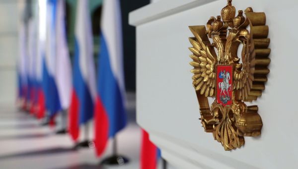 Ежегодное послание президента РФ В. Путина Федеральному Собранию