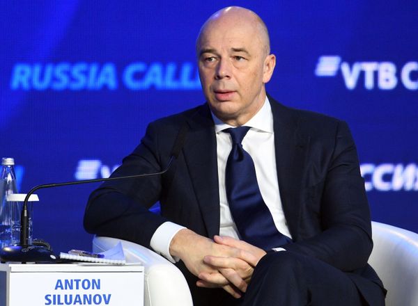 Первый заместитель председателя правительства - министр финансов РФ Антон Силуанов на инвестиционном форуме ВТБ Капитал в Москве