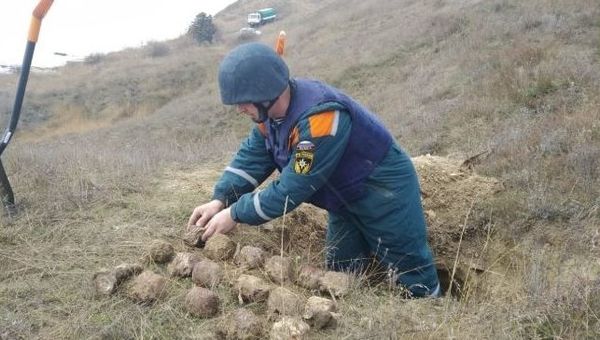 В Керчи местные жители обнаружили 16 немецких авиабомб времен ВОВ