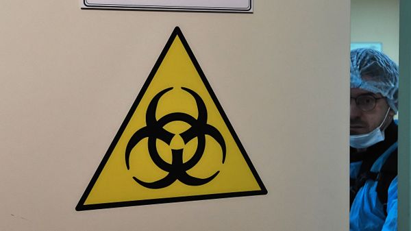 Отделение для людей с подозрением на коронавирус в Боткинской больнице