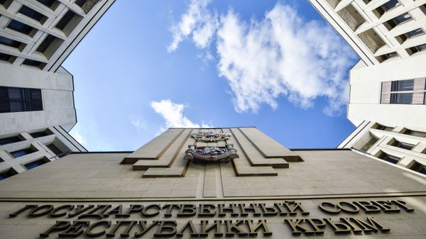 Здание Государственного совета республики Крым в Симферополе.
