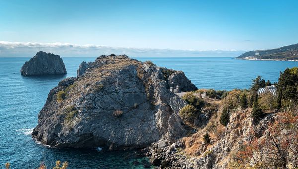 Побережье Черного моря в Республике Крым