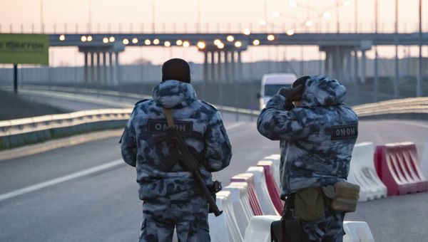 Блок-пост а Крымском мосту