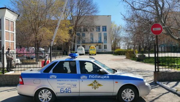 Городская больница в Армянске, северный Крым Городская больница в Армянске, северный Крым