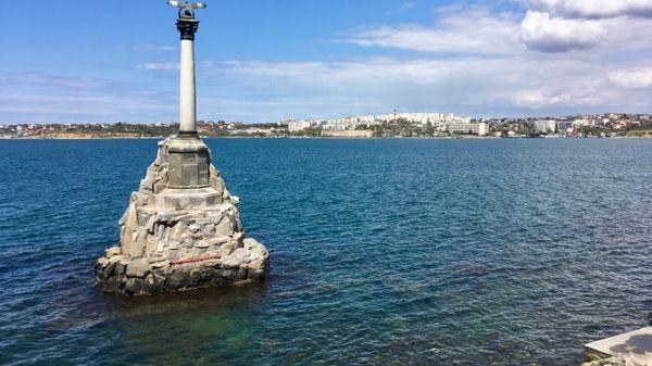 Севастополь памятник затопленным кораблям