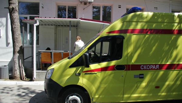 Автомобиль скорой приехал на вызов
