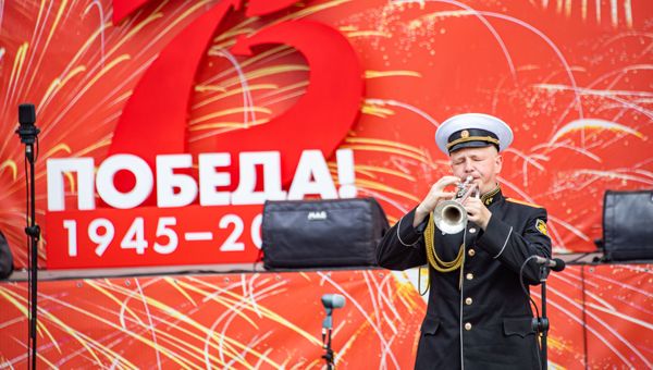 Парад Победы Симферополь Парад Победы Симферополь
