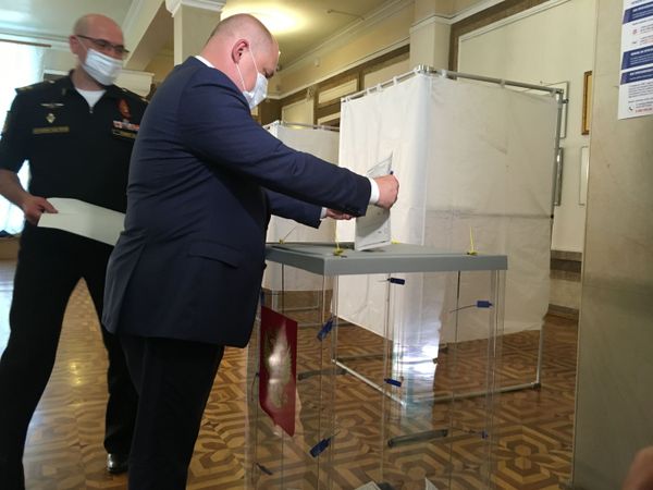 Севастополь начал голосовать по поправкам в Конституцию - фотофакт Севастополь начал голосовать по поправкам в Конституцию - фотофакт