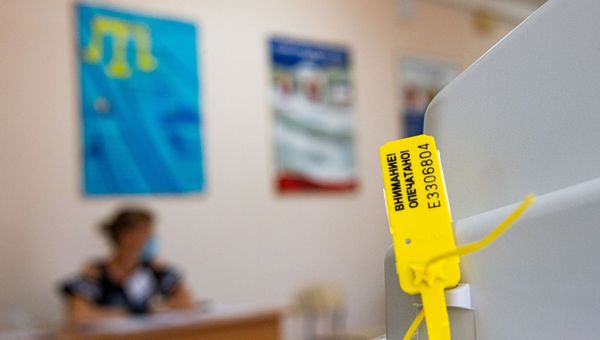 На избирательном участке в основной день голосования