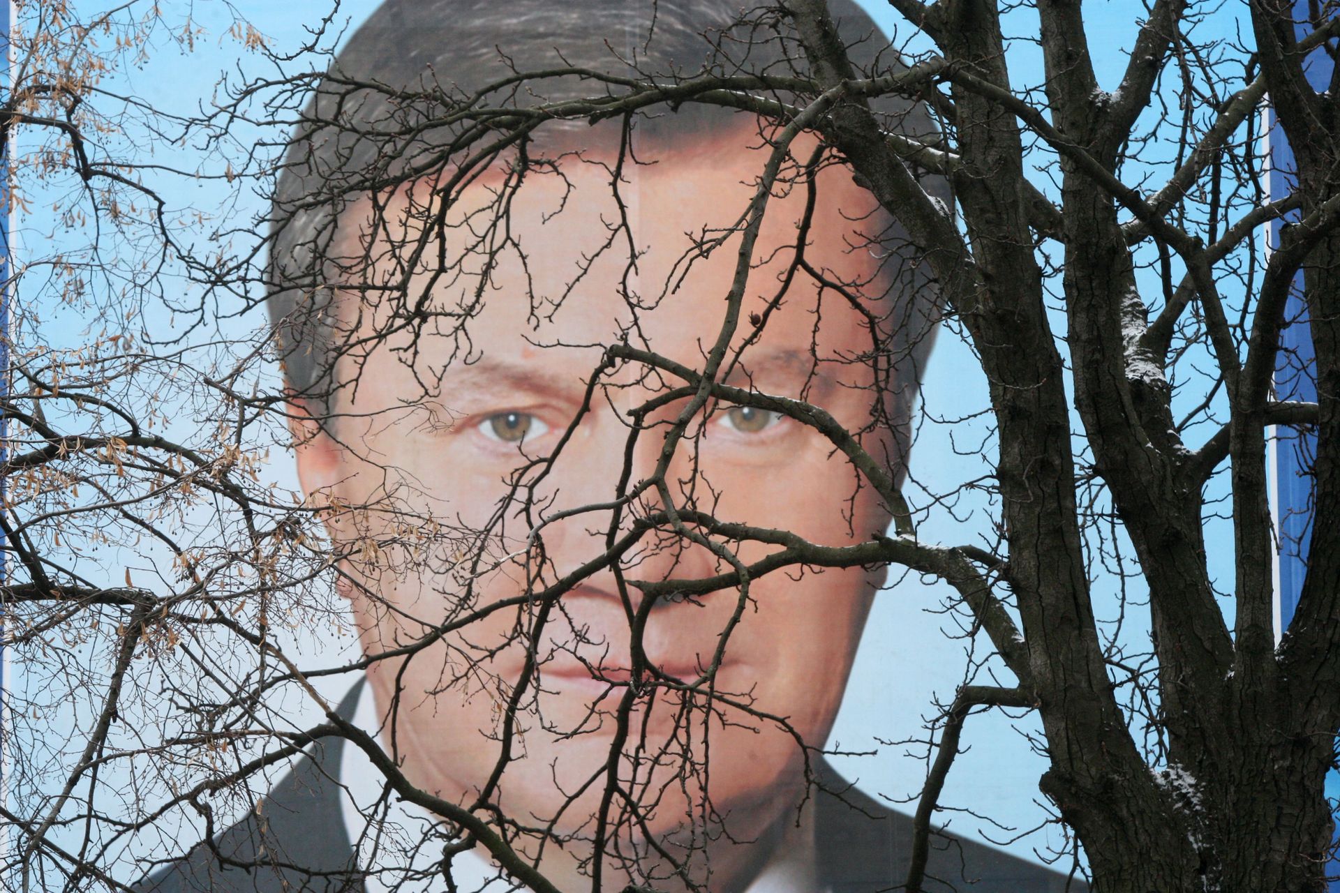 Предвыборный плакат Виктора Януковича в Киеве, 2010 год Предвыборный плакат Виктора Януковича в Киеве, 2010 год - РИА Новости, 1920, 11.08.2021