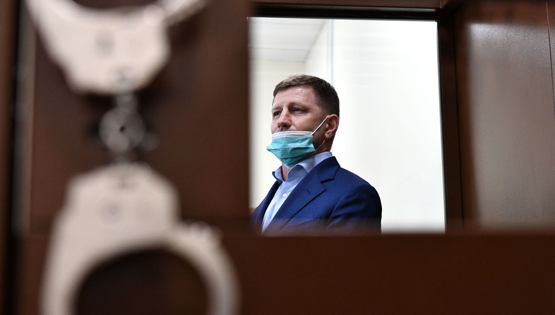 Губернатор Хабаровского края Сергей Фургал, обвиняемый в организации убийств и покушении на убийство, в Басманном суде Москвы Губернатор Хабаровского края Сергей Фургал, обвиняемый в организации убийств и покушении на убийство, в Басманном суде Москвы - РИА Новости, 1920, 21.07.2020