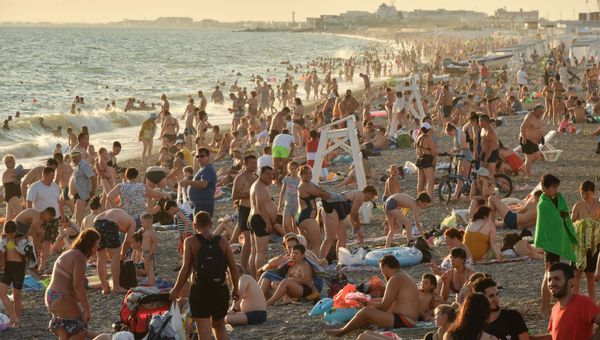 Курортный сезон в Крыму Курортный сезон в Крыму