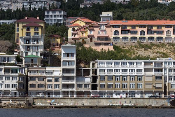 Турсезон в Крыму: все смешалось, кони, люди