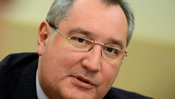 Д. Рогозин посетил ФГУП НПЦ газотурбостроения Салют