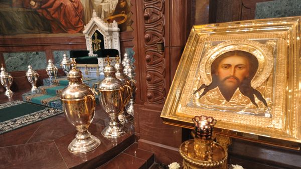 Патриаршее служение в Великий четверг в ХХС Патриаршее служение в Великий четверг в ХХС