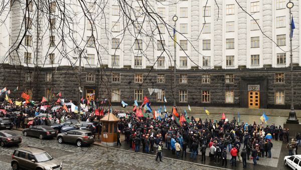 Акция протеста шахтеров у здания Верховной рады в Киеве