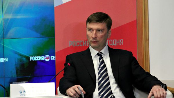 Заур Смирнов