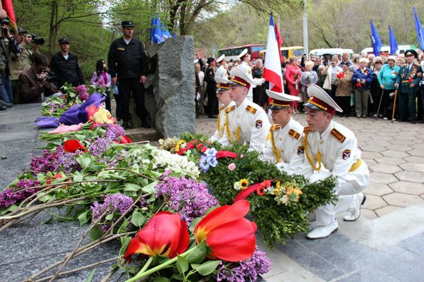 Партизанская маевка на Ангарском перевале