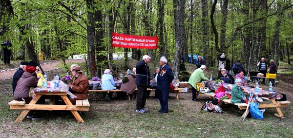 Партизанская маевка на Ангарском перевале
