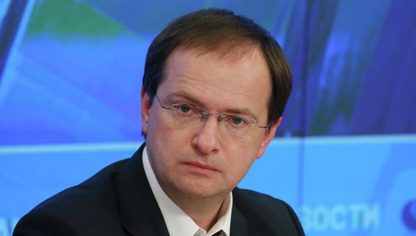 Министр культуры РФ Владимир Мединский на пресс-конференции в РИА Новости
